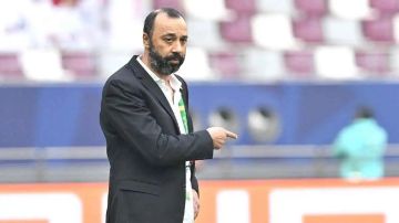 في خطوة مفاجئة.. استقالة طارق السكتيوي من المنتخب المغربي وتوليه قيادة منتخب جديد في خطوة مفاجئة.. استقالة طارق السكتيوي من المنتخب المغربي وتوليه قيادة منتخب جديد