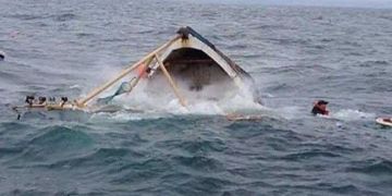 انقلاب قارب للصيد التقليدي يتسبب في فاجعة