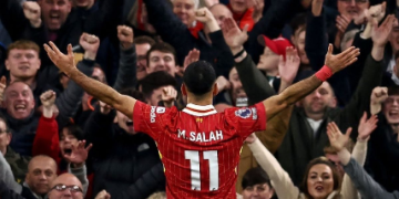 اهتمام جديد بخدمات محمد صلاح