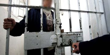 سجن آيت ملول يخرج عن صمته بعد ترويج ادعاءات بتعنيف نزيل وإصابة والدته بانهيار عصبي