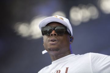 مغني الراب نينيو وحسن شاكوش في افتتاح مهرجان موازين بالمغرب