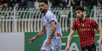 لاعب أولمبيك آسفي يوضح بشأن غياب علم المغرب عن قميصه -فيديو