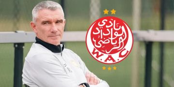 قرار من كارتيرون يهم إمكانية غياب لاعبين عن مباراة الوداد والفتح الرباطي