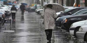 أمطار خفيفة ورياح قوية مرتقبة يوم غد الجمعة بالمغرب أمطار خفيفة ورياح قوية مرتقبة يوم غد الجمعة بالمغرب