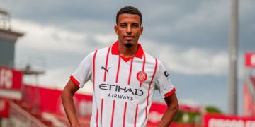 مبلغ ضخم يقرب المغربي أوناحي من الرحيل إلى وجهة جديدة