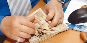 هام لمهنيي النقل الطرقي.. الحكومة تقرر الرفع من قيمة دعم المحروقات وتحدد نسبة الزيادة