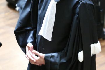 محاكمة محام بالدار البيضاء بسبب فيسبوك محاكمة محام بالدار البيضاء بسبب فيسبوك