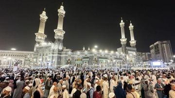 نصائح للحجاج قد تساعد في الحفاظ على صحتهم أثناء أداء مناسك الحج نصائح للحجاج قد تساعد في الحفاظ على صحتهم أثناء أداء مناسك الحج