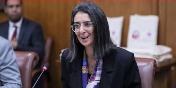 مرسوم الصفقات العمومية ينهي الاحتكار ويفتح الأبواب للمقاولات الصغرى مرسوم الصفقات العمومية ينهي الاحتكار ويفتح الأبواب للمقاولات الصغرى