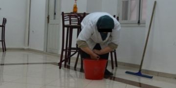 اعتصام مفتوح لعمال الحراسة والنظافة بالمؤسسات التعليمية بتاوريرت