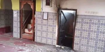 مجهول يضرم النار داخل مسجد نواحي شيشاوة مجهول يضرم النار داخل مسجد نواحي شيشاوة
