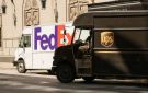 تراجع UPS و FedEx بعد توسع أمازون في خدمات سلاسل الإمداد - ma