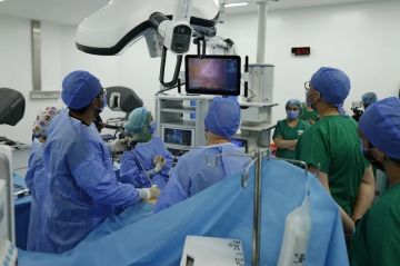 سابقة طبية.. جراحة عن بعد بين المغرب والصين سابقة طبية.. جراحة عن بعد بين المغرب والصين