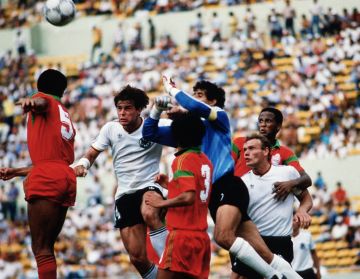 المغرب في مونديال 1986.. حين فتحت يد بادو الزاكي باب التاريخ للعرب والأفارقة المغرب في مونديال 1986.. حين فتحت يد بادو الزاكي باب التاريخ للعرب والأفارقة