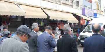 تجار الرباط غاضبون من حملات المراقبة التي تستهدف واجهات المحلات
