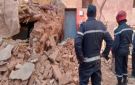 شاهد عيان يكشف تفاصيل انهيار منزل عمره 100 سنة بطنجة- فيديو