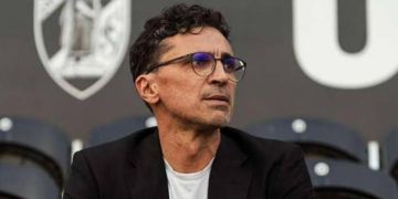 الرجاء يدرس ضم اسم مغربي محترف في أوروبا