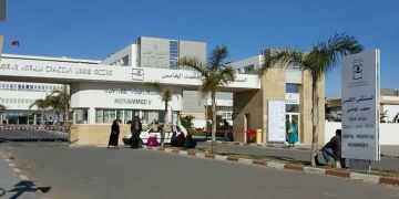 مستشفى الجديدة يرد على مزاعم وضع سيدة حامل مولودها أمام باب المؤسسة
