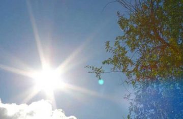 طقس الجمعة.. أجواء حارة وزخات مطرية بهذه المناطق المغربية طقس الجمعة.. أجواء حارة وزخات مطرية بهذه المناطق المغربية