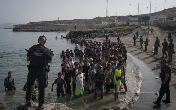 أزمة سبتة تشعل الجدل حول مشاركة المغرب في كأس العالم 2030 أزمة سبتة تشعل الجدل حول مشاركة المغرب في كأس العالم 2030