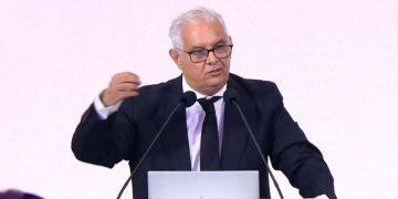 بركة يربط الهجرة الجماعية بأزمة الثقة ويدعو إلى تجاوز الحكرة والهمزة
