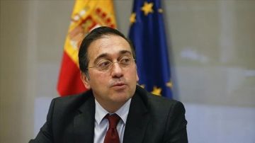 وزير الخارجية الإسباني: غالبية المهاجرين الذين تسللوا إلى سبتة عادوا إلى المغرب وزير الخارجية الإسباني: غالبية المهاجرين الذين تسللوا إلى سبتة عادوا إلى المغرب