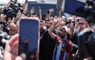 وسط حشد من الجماهير محمد صلاح ينتقل إلى طرابزون التركي - ma