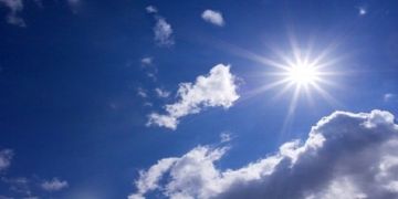 طقس دافئ وسماء غائمة بعدة مناطق خلال الأيام المقبلة بالمغرب طقس دافئ وسماء غائمة بعدة مناطق خلال الأيام المقبلة بالمغرب
