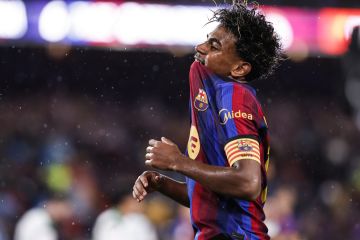 برشلونة وسياسة جمال.. لماذا رفض الفريق القميص الذي ارتداه ريال مدريد؟ برشلونة وسياسة جمال.. لماذا رفض الفريق القميص الذي ارتداه ريال مدريد؟