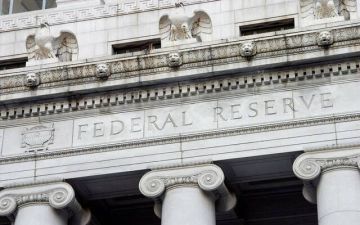 تشديد الفيدرالي يضغط على العملات والأسواق العالمية مع ارتفاع الدولار