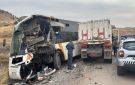 28 جريحا في اصطدام خطير بين شاحنة وحافلة نواحي خنيفرة