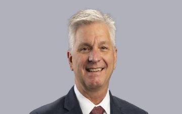 عضو بالفيدرالي الأمريكي: ما زلت أؤيد خفض الفائدة لكن بحذر عضو بالفيدرالي الأمريكي: ما زلت أؤيد خفض الفائدة لكن بحذر