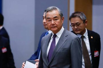 الصين تلجأ لفرنسا طلبا للدعم لحل خلافها مع اليابان الصين تلجأ لفرنسا طلبا للدعم لحل خلافها مع اليابان