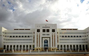 العمل العمانية تحدد فترة تصحيح أوضاع القوى العاملة العمل العمانية تحدد فترة تصحيح أوضاع القوى العاملة