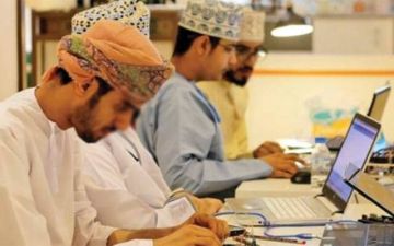 القطاع الخاص يربح.. زيادة وظائف العمانيين 2.6 سنويا بنهاية أكتوبر