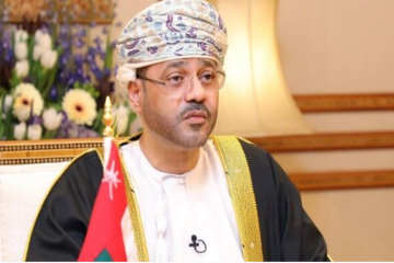 وزير الخارجية العماني: حققنا بعض التقدم في الجولة الخامسة من المفاوضات الإيرانية الأمريكية وزير الخارجية العماني: حققنا بعض التقدم في الجولة الخامسة من المفاوضات الإيرانية الأمريكية