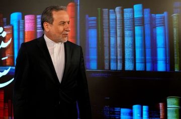 عراقجي: إيران تدرس مقترحات مسقط لإزالة العقبات في المفاوضات مع الولايات المتحدة عراقجي: إيران تدرس مقترحات مسقط لإزالة العقبات في المفاوضات مع الولايات المتحدة