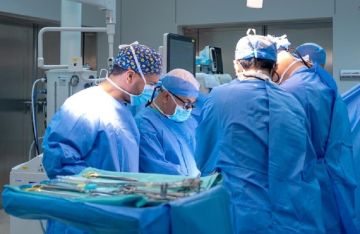 بأيدي كفاءات وطنية.. سلطنة عمان تنجح بإجراء أول عملية زراعة قلب من شخص متوفى دماغيا لمريض آخر