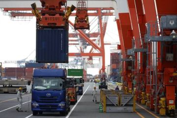 اليابان: الاقتصاد يتعافى لكن قطاع السيارات تأثر بالرسوم الأمريكية اليابان: الاقتصاد يتعافى لكن قطاع السيارات تأثر بالرسوم الأمريكية