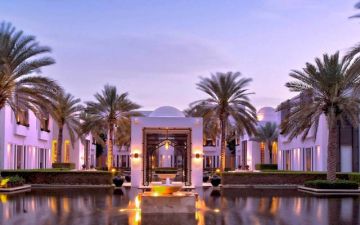 العالمية لإدارة الفنادق ترفع أرباحها السنوية 20 بدعم نمو الإيرادات