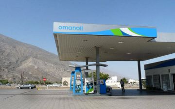 نمو أرباح النفط العمانية للتسويق السنوية في 2025 بدعم الإيرادات