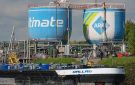 فرنسا تسحب 10 ملايين برميل من مخزوناتها من الديزل