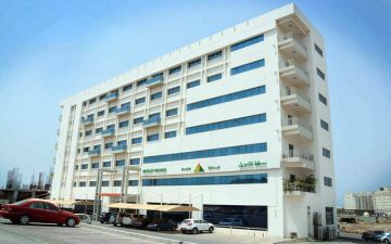 مسقط للتمويل تعدل قيمة التوزيع النقدي المقترح على مساهميها