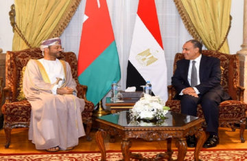القاهرة تؤكد دعم سلطنة عمان بعد الاعتداءات الأخيرة وتشدد على خفض التصعيد