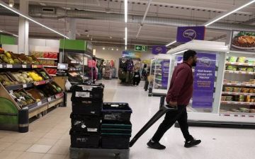 ارتفاع تضخم أسعار المتاجر في بريطانيا خلال مارس