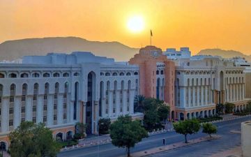 تغطية اكتتاب الإصدار الـ83 من سندات التنمية الحكومية العمانية تتجاوز 185 