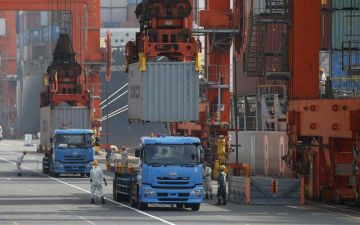 فائض الميزان التجاري لسلطنة عمان يتراجع 51.52 بنهاية يناير