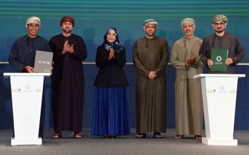 أوكيو ترعى 100 بعثة دراسية دولية ضمن برنامج رواد عمان في 5 أعوام أوكيو ترعى 100 بعثة دراسية دولية ضمن برنامج رواد عمان في 5 أعوام