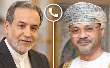لبحث تطورات المنطقة.. وزير الخارجية العماني يتلقى اتصالا من نظيره الإيراني لبحث تطورات المنطقة.. وزير الخارجية العماني يتلقى اتصالا من نظيره الإيراني