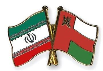 عمان وإيران تبحثان ضمان حرية الملاحة في مضيق هرمز